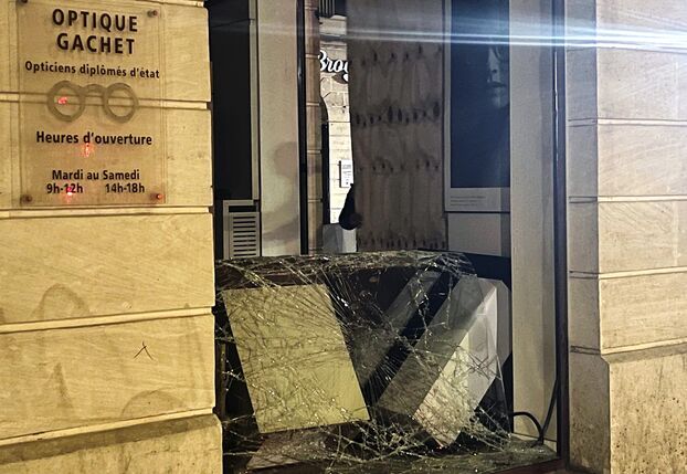 CREIL VANDALES