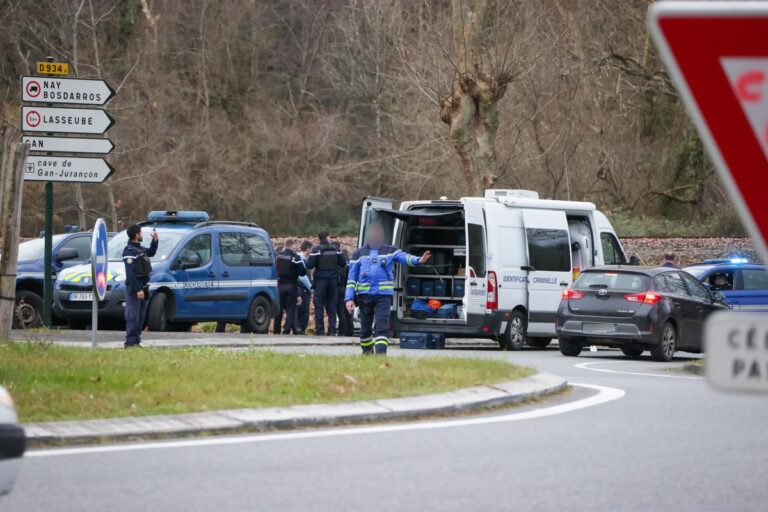 gan rond point magasin cave de gan refu d'obtempérer control de gendarmerie