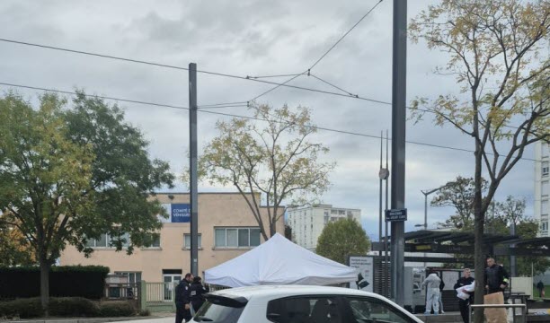 cBaf6D8D5Dc2dEe44Ec3