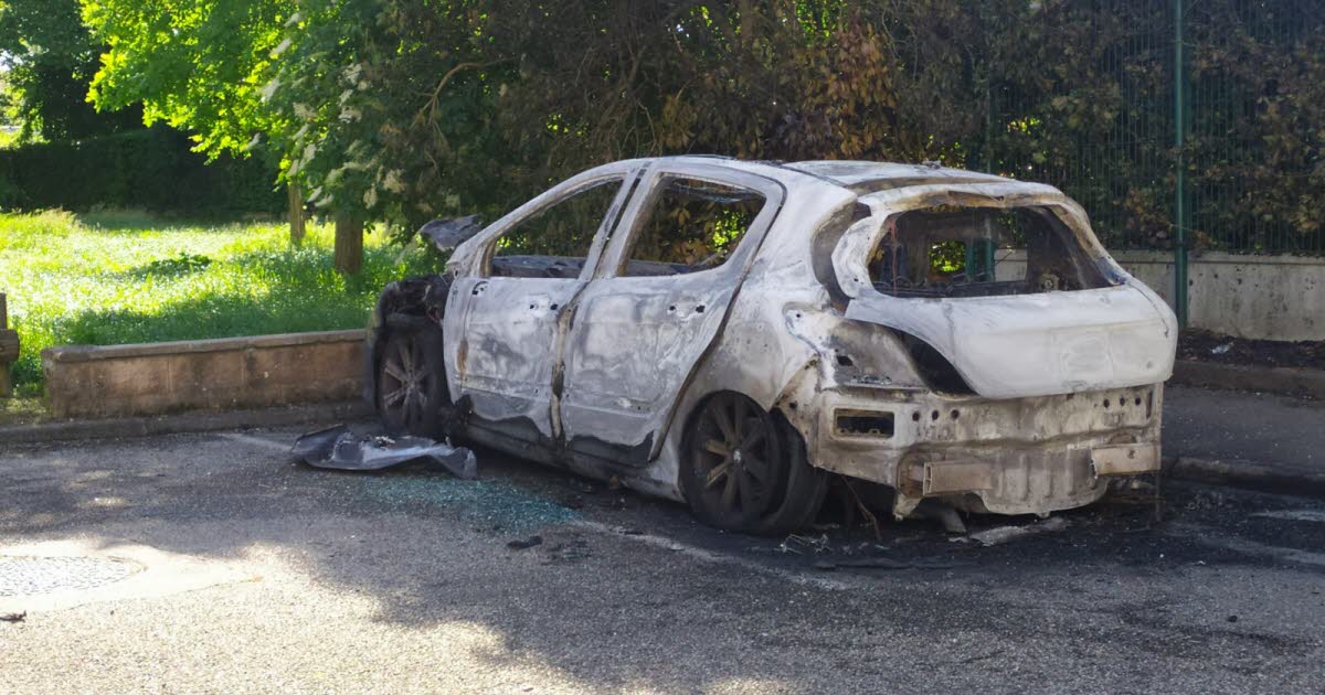 f3734DC57e5BbBee576F